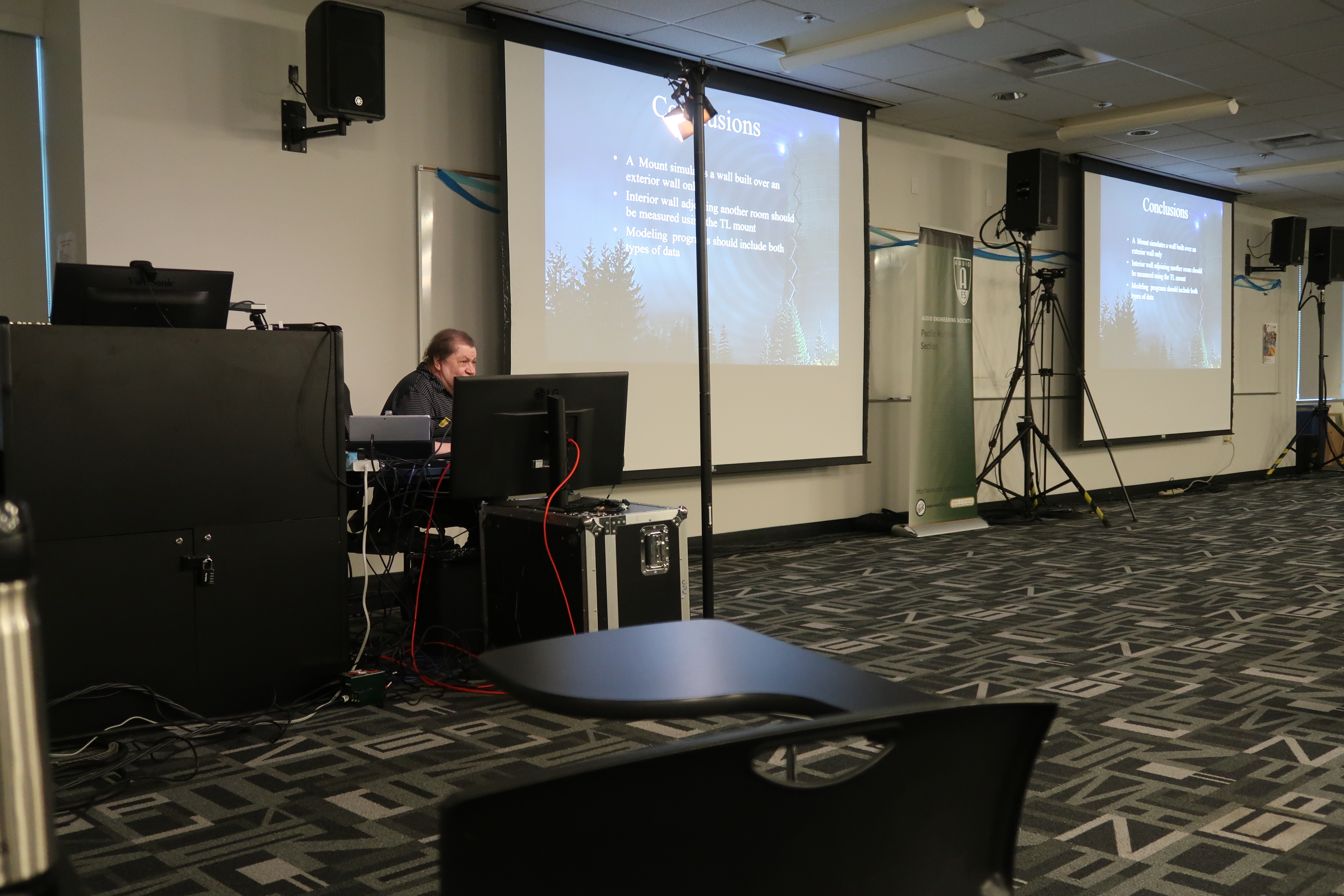 image linked to ron_presenting_img_2895_sm.jpg